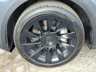 Tesla Model Y 2023 AWD Larga Autonomía 4dr Crossover