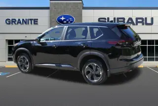 Nissan Rogue 2025 AWD SV 4 puertas Crossover