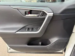 Toyota RAV4 Híbrido 2024 AWD XSE 4dr SUV