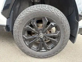 Toyota RAV4 Híbrido 2024 AWD XSE 4dr SUV