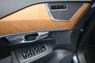 Volvo XC90 2021 tracción AWD T5 Momentum SUV de 4 puertas