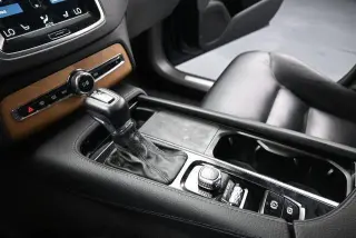 Volvo XC90 2021 tracción AWD T5 Momentum SUV de 4 puertas
