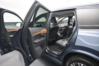 Volvo XC90 2021 tracción AWD T5 Momentum SUV de 4 puertas