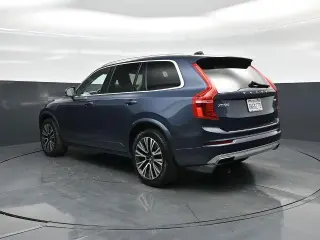 Volvo XC90 2021 tracción AWD T5 Momentum SUV de 4 puertas