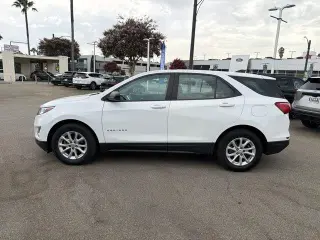 Chevrolet Equinox 2021 LS SUV de 4 puertas con 1LS