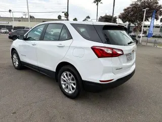 Chevrolet Equinox 2021 LS SUV de 4 puertas con 1LS