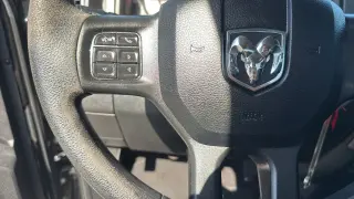Ram 1500 2017 4x2 Express Cabina Regular de 2 puertas, caja de 1,91 m (6,3 pies)