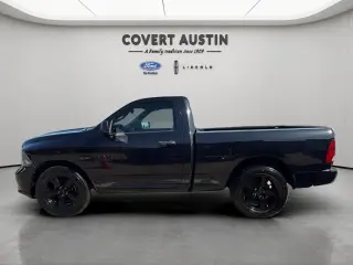 Ram 1500 2017 4x2 Express Cabina Regular de 2 puertas, caja de 1,91 m (6,3 pies)