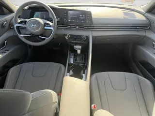 Hyundai ELANTRA Híbrido 2026 Azul 4dr Sedán