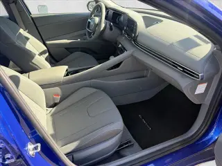 Hyundai ELANTRA Híbrido 2026 Azul 4dr Sedán