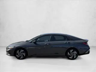 Hyundai ELANTRA Hybrid 2025 SEL Sport 4dr Sedan
