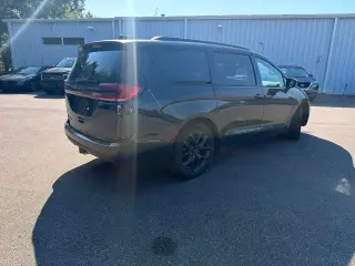 2021 Chrysler Pacifica