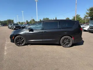 2021 Chrysler Pacifica