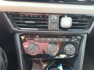 2023 Volkswagen Taos