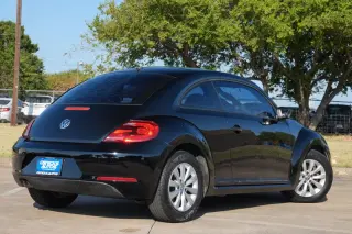 2013 Volkswagen Beetle 2.5L Entry