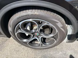 Alfa Romeo Stelvio 2019 AWD Ti 4 puertas Crossover