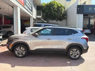 Kia Seltos 2024 AWD S SUV de 4 puertas