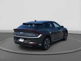 Kia EV6 2024 Wind Crossover de 4 puertas
