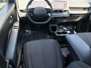 Hyundai IONIQ 5 2024 SE Standard Range Crossover de 4 puertas