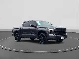 Toyota Tundra 2024 4x4 SR5 4dr CrewMax Cab Pickup SB