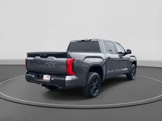 Toyota Tundra 2024 4x4 SR5 4dr CrewMax Cab Pickup SB