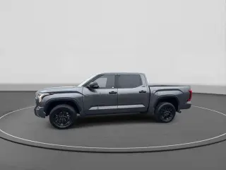Toyota Tundra 2024 4x4 SR5 4dr CrewMax Cab Pickup SB