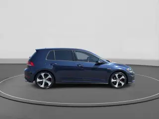 Volkswagen Golf GTI 2018 S 4dr Hatchback 6A