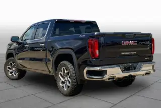 GMC Sierra 1500 2023 4x4 SLT 4dr Crew Cab Caja Corta de 5.8 pies