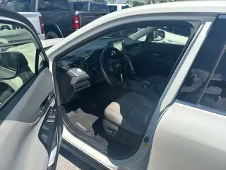 Toyota Venza 2021 AWD LE 4 puertas Crossover