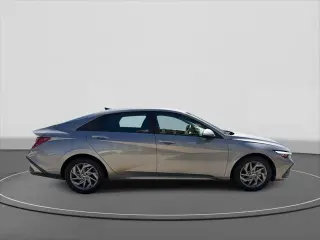 Hyundai ELANTRA 2024 SEL Sedán 4 puertas