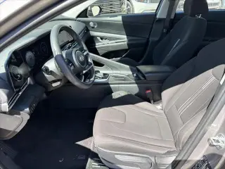 Hyundai ELANTRA 2024 SEL Sedán 4 puertas