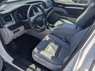 Toyota Highlander Hybrid 2019 AWD XLE 4dr SUV