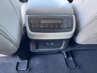 Nissan Pathfinder 2023 AWD SL 4dr SUV