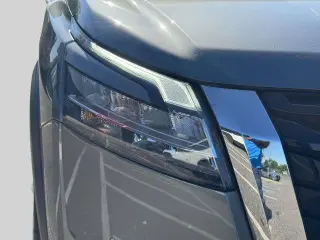 Nissan Pathfinder 2023 AWD SL 4dr SUV