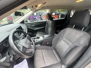 Nissan Rogue 2025 SV Crossover de 4 puertas
