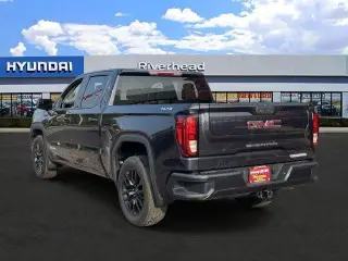 GMC Sierra 1500 2022 4x4 Elevation 4 puertas Crew Cab 5.8 pies SB