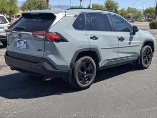 Toyota RAV4 2019 XLE 4dr SUV