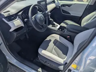 Toyota RAV4 2019 XLE 4dr SUV