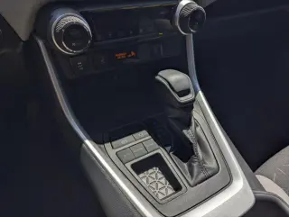 Toyota RAV4 2019 XLE 4dr SUV
