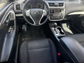 Nissan Altima 2018 2.5 S 4dr Sedán