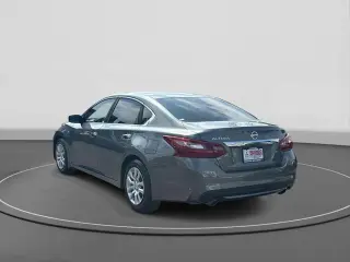 Nissan Altima 2018 2.5 S 4dr Sedán