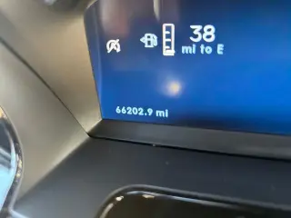 Corsair 2023 Estándar 4dr SUV