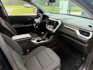 GMC Acadia 2019 4x4 SLE-2 4dr SUV