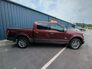 Ford F-150 2017 4x4 King Ranch 4dr SuperCrew 5.5 ft. SB