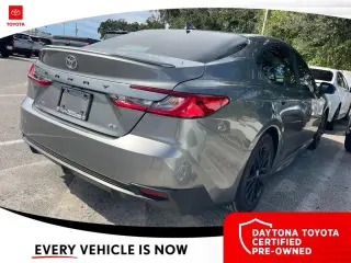 Toyota Camry 2025 SE 4dr Sedan