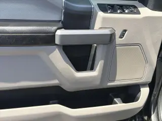 Ford F-150 2018 4x4 King Ranch 4dr SuperCrew con motor de 5.5 ft. SB