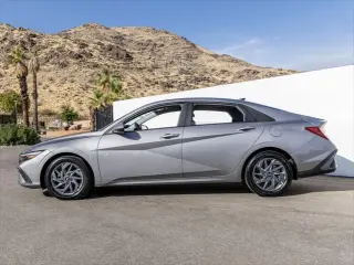 Hyundai ELANTRA 2024 SEL 4dr Sedán