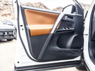 Toyota RAV4 Híbrida 2017 AWD Limited 4dr SUV