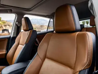 Toyota RAV4 Híbrida 2017 AWD Limited 4dr SUV