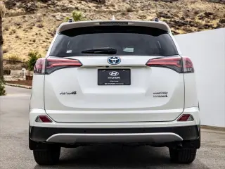 Toyota RAV4 Híbrida 2017 AWD Limited 4dr SUV